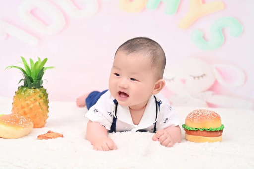 桂林怀孕多久开始胸胀